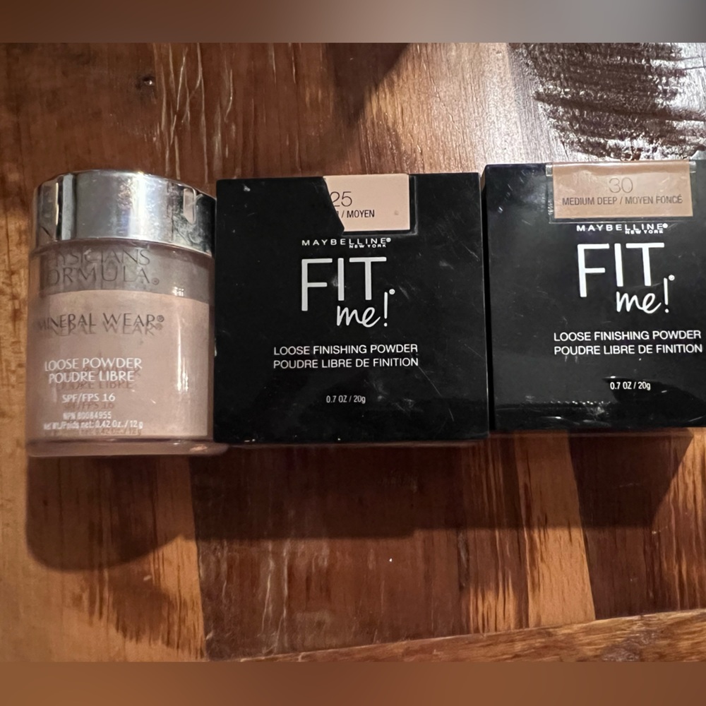 Physicians Formula Loose Powder & Maybelline Fit Me Loose Powder